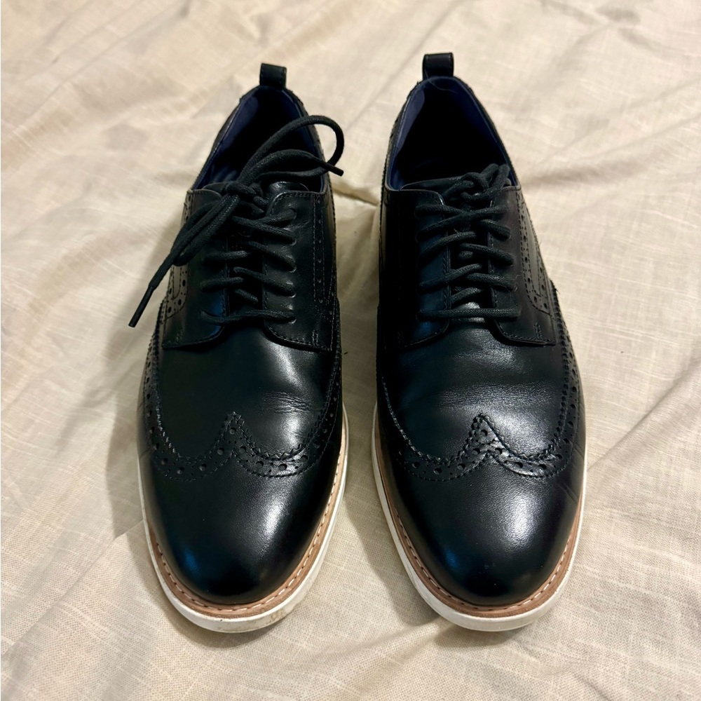Men’s Cole Haan leather dress shoes, GrandEvo, size 10M, excellent condition